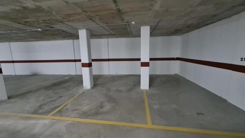 Schoene Wohnung Mit Pool , Wi-Fi Und Privat Garage Torrevieja Exterior foto